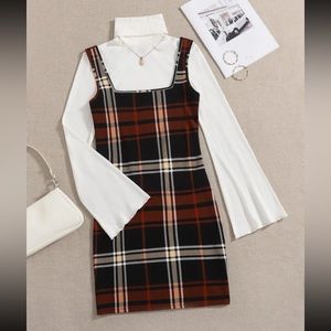 NWOT | Turtle Neck Trumpet Sleeve Lettuce Trim Top & Plaid Overall Dress Size 4